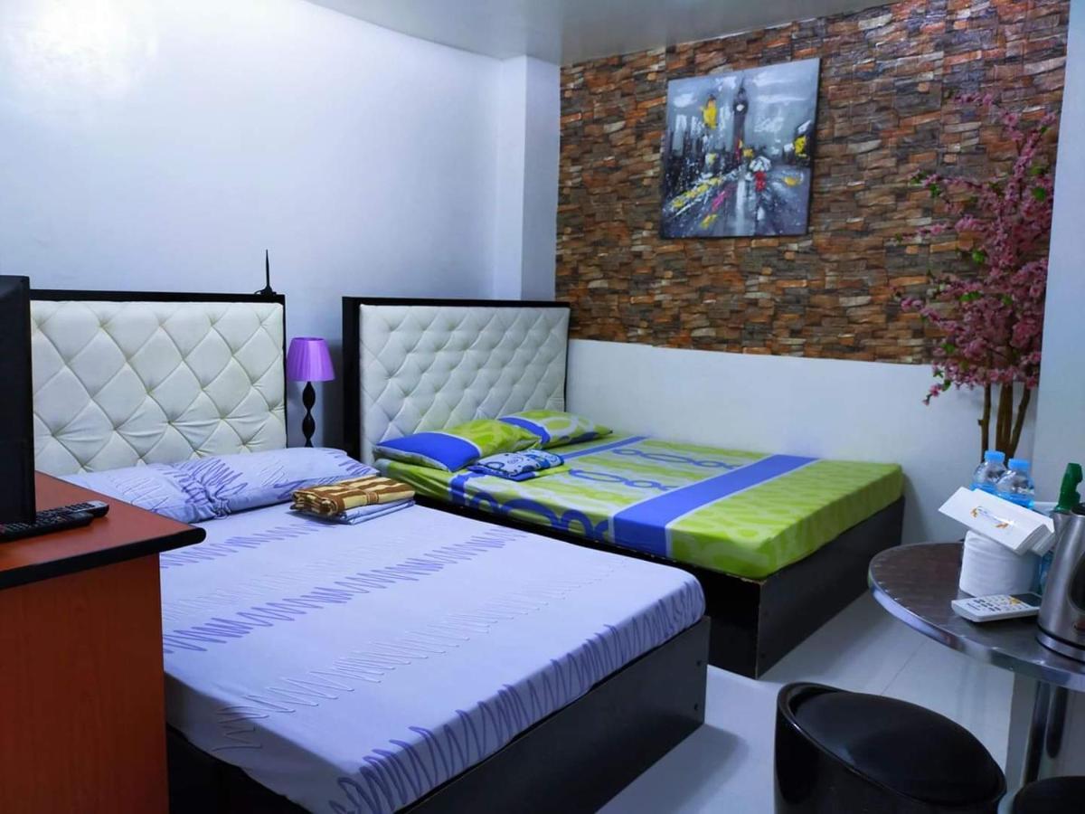 N&J Lopez Lodging House Pasay Extérieur photo